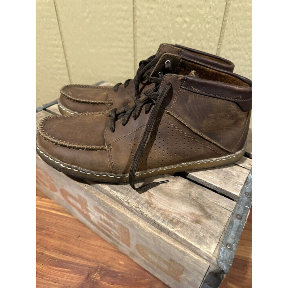 Clarks Original Men’s Boots  13 Medium